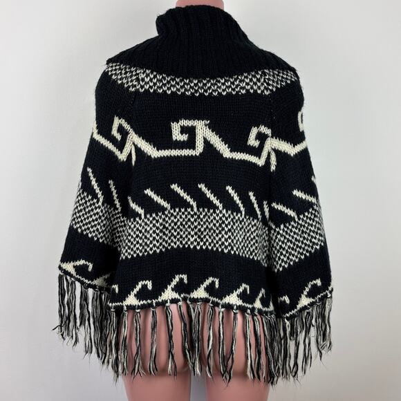 Steve Madden NEW Turtle Neck Poncho Shawl Sweater Black White Tribal Fringe OS - Picture 3 of 8